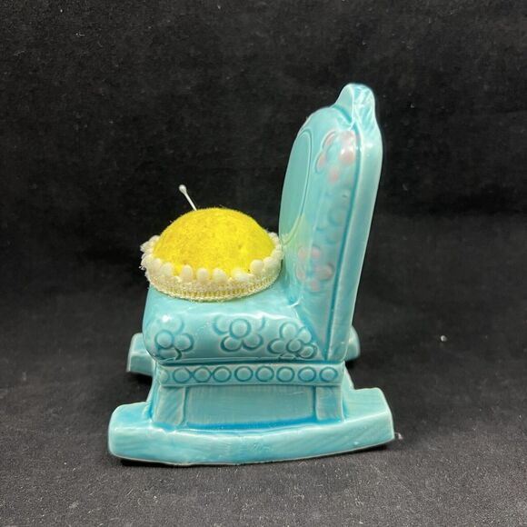 Vintage Ceramic Blue Rocking Chair Pin Cushion - Picture 4 of 9